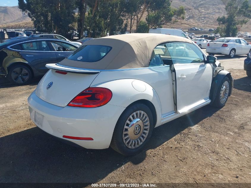 2013 VOLKSWAGEN BEETLE CONVERTIBLE 2.5L W/TECH 3VW5P7AT3DM833391