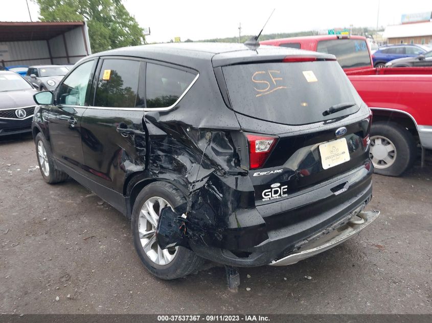 2019 FORD ESCAPE SE - 1FMCU9GD1KUC38008