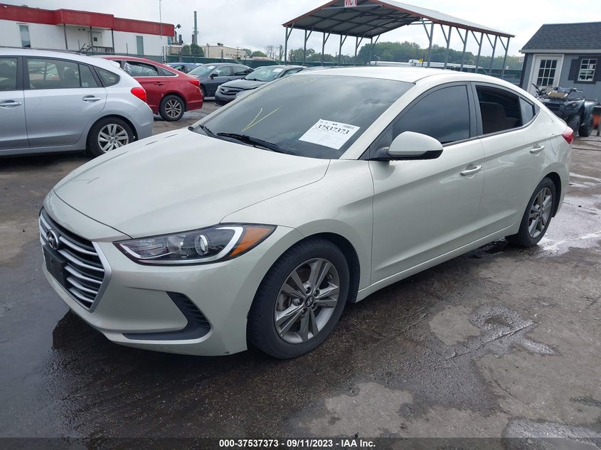 VIN 5NPD84LF7JH400711 2018 HYUNDAI ELANTRA SEL