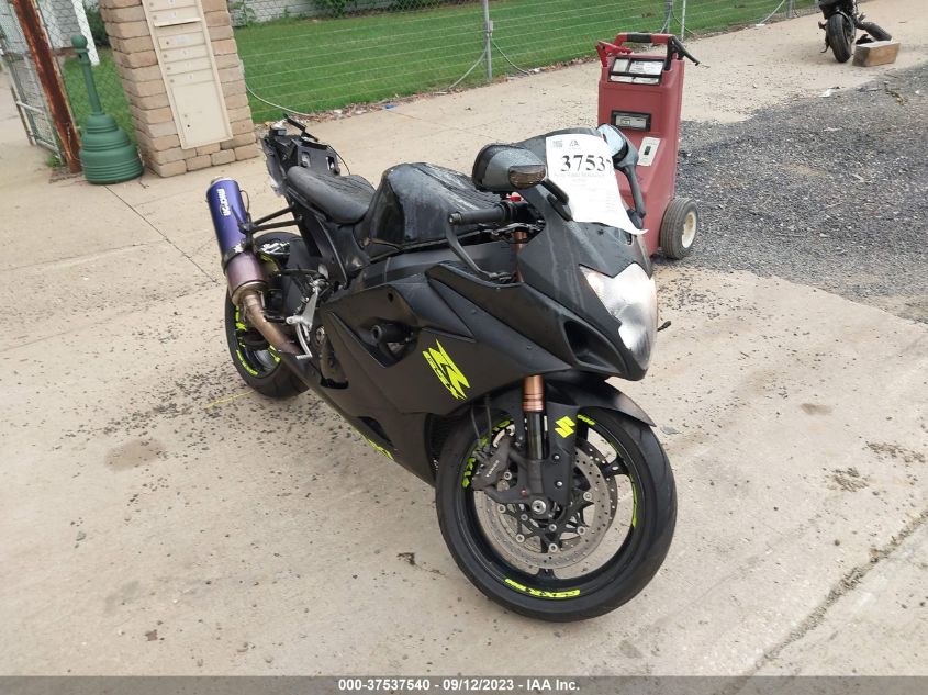 2005 SUZUKI GSX-R1000 - JS1GT76A652103430