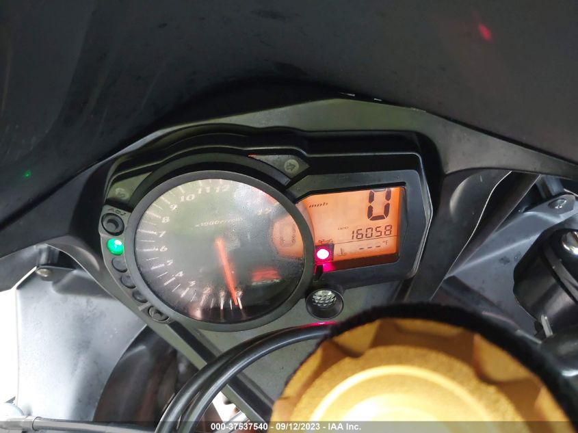 2005 SUZUKI GSX-R1000 - JS1GT76A652103430
