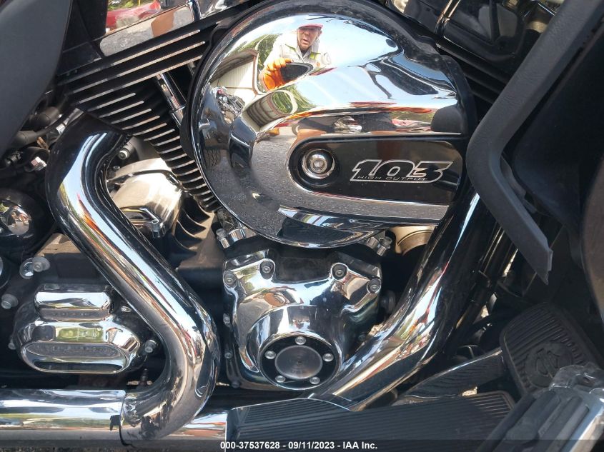 2014 HARLEY-DAVIDSON FLHTCUTG TRI GLIDE ULTRA 1HD1MAL15EB855175
