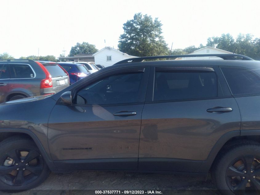 2018 JEEP CHEROKEE LATITUDE - 1C4PJMCX4JD523124