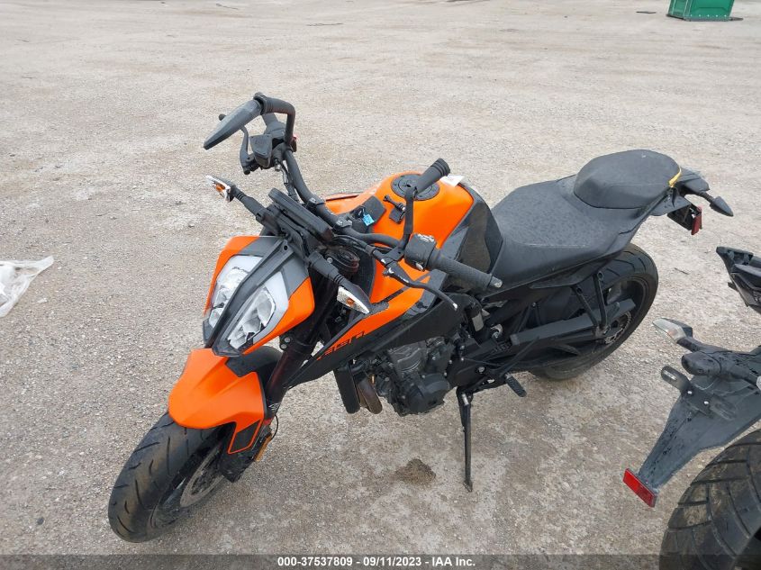 2021 KTM 890 DUKE R - VBKTU9404MM811877