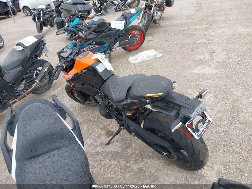 2021 KTM 890 DUKE R - VBKTU9404MM811877