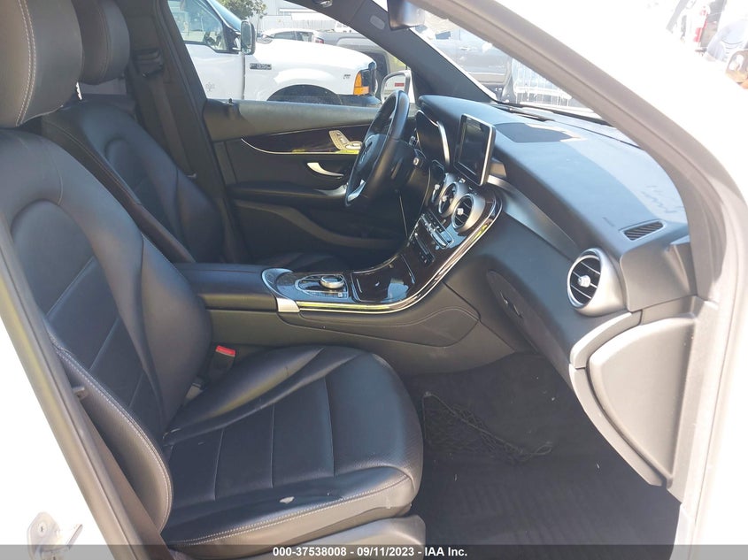 VIN WDC0G4JB6JV042514 2018 MERCEDES-BENZ GLC GLC 300