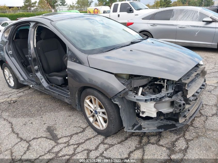 2015 FORD FOCUS SE - 1FADP3K25FL307397