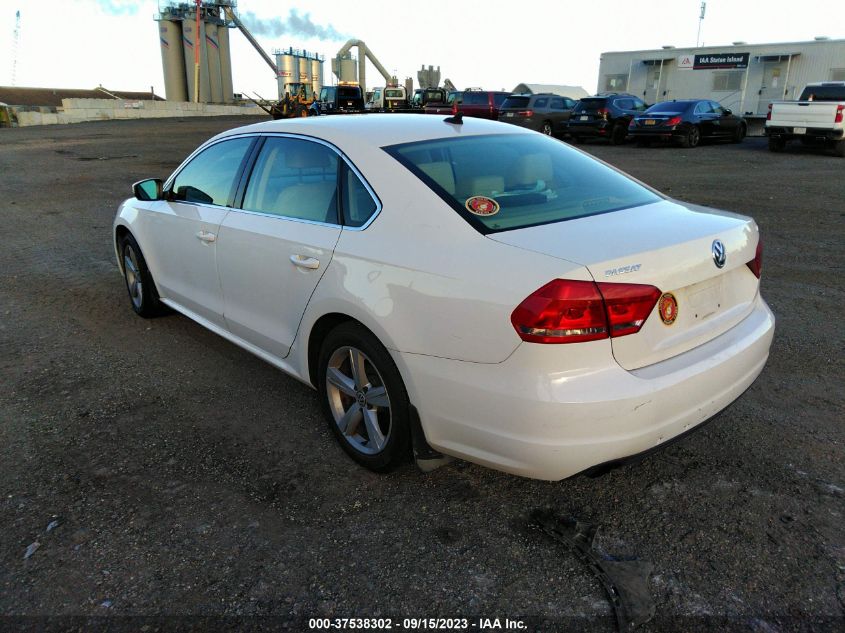 1VWAT7A39FC074938 | 2015 VOLKSWAGEN PASSAT