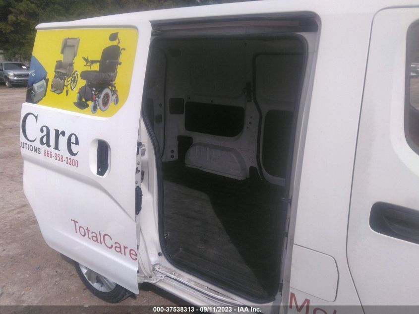 2015 NISSAN NV200 SV - 3N6CM0KN3FK711054