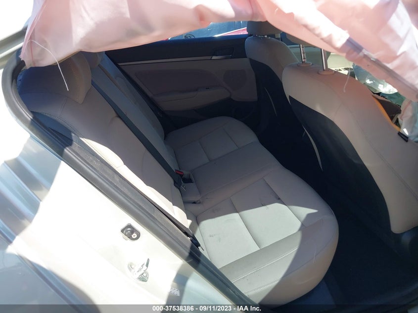VIN KMHD84LF4HU378274 2017 HYUNDAI ELANTRA SE