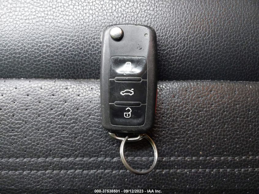 2013 VOLKSWAGEN GLI AUTOBAHN 3VW4T7AJ5DM288722
