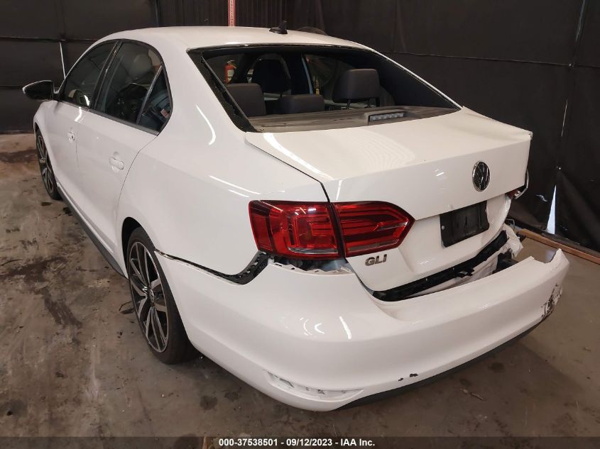 2013 VOLKSWAGEN GLI AUTOBAHN 3VW4T7AJ5DM288722