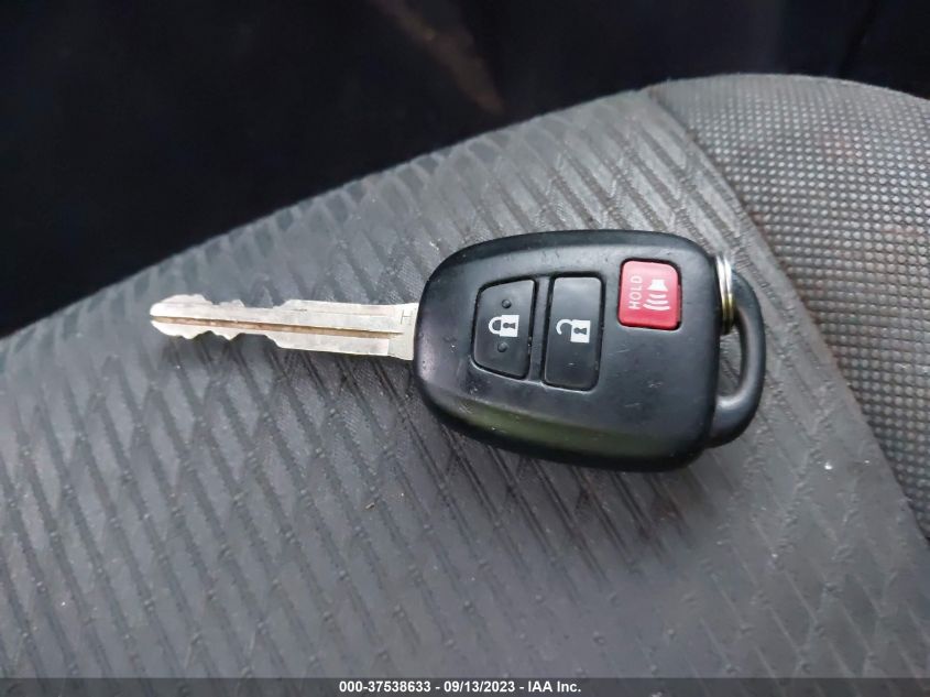 2015 TOYOTA HIGHLANDER LE - 5TDZARFH9FS011218