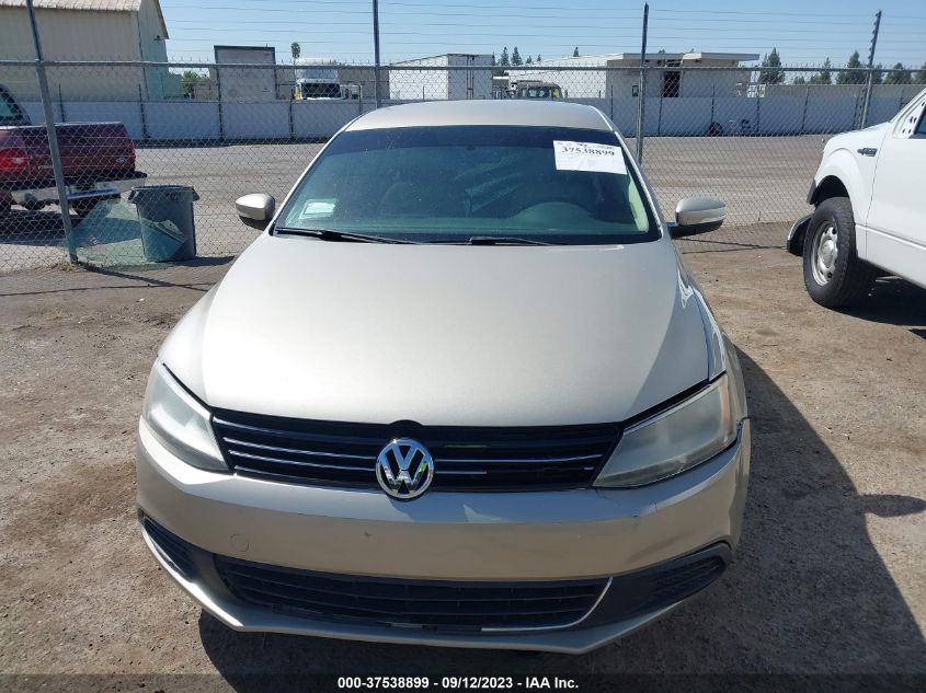 2014 VOLKSWAGEN JETTA SEDAN SE W/CONNECTIVITY - 3VWD07AJ5EM239546