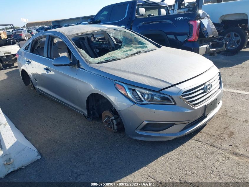 2017 HYUNDAI SONATA SE - 5NPE24AF3HH516863