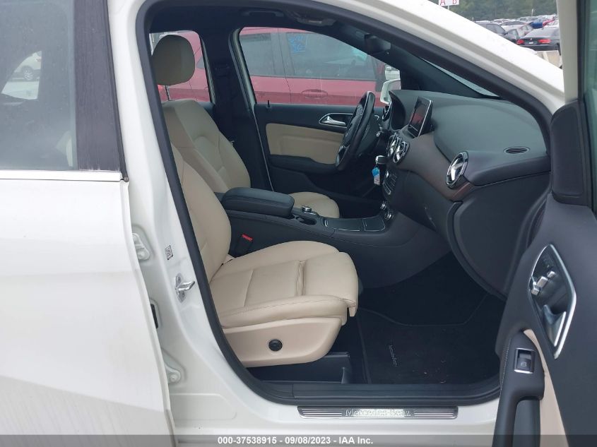 2017 MERCEDES-BENZ B-CLASS B 250E - WDDVP9AB3HJ015383