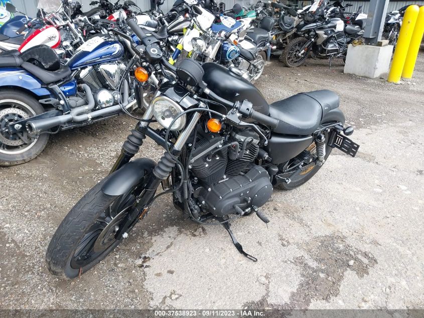 2009 HARLEY-DAVIDSON XL883 N - 1HD4LE2409K456862