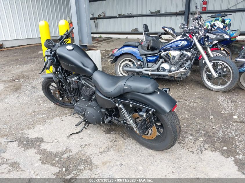 2009 HARLEY-DAVIDSON XL883 N - 1HD4LE2409K456862