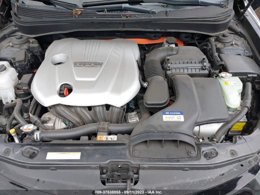 2015 HYUNDAI SONATA HYBRID LIMITED - KMHEC4A44FA132862