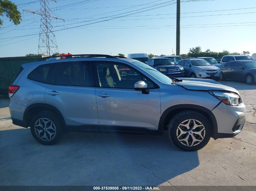 2019 SUBARU FORESTER PREMIUM - JF2SKAGC5KH413790