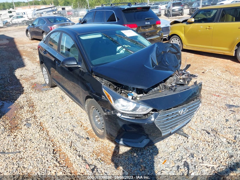 HYUNDAI ACCENT SE/SEL 2022
