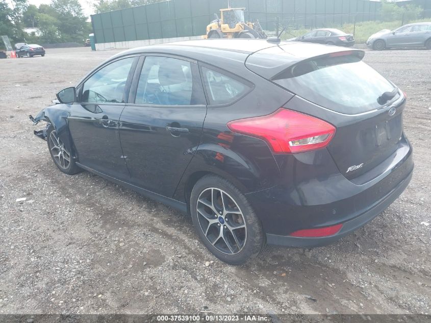 2017 FORD FOCUS SEL - 1FADP3M21HL335553