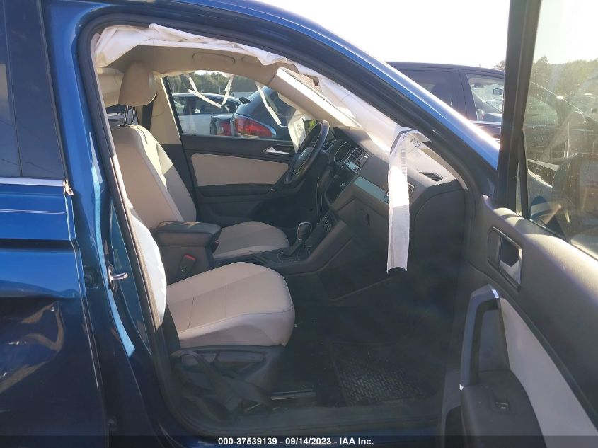 2018 VOLKSWAGEN TIGUAN SEL/SE - 3VV3B7AX9JM008710