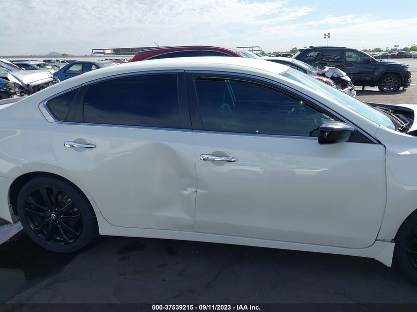 VIN 1N4AL3AP9HC214803 2017 NISSAN ALTIMA 2.5 SR