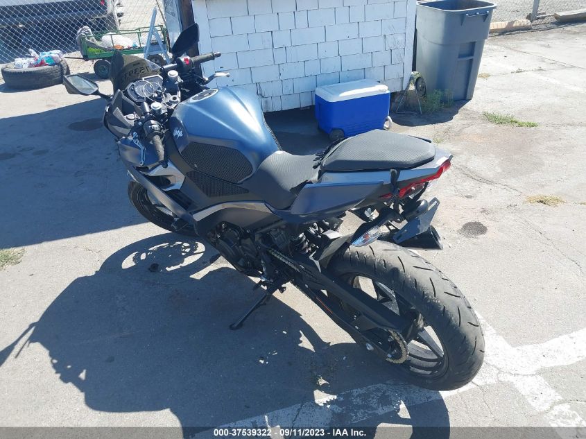 VIN JKAEXKG19NDAG5658 2022 KAWASAKI EX400