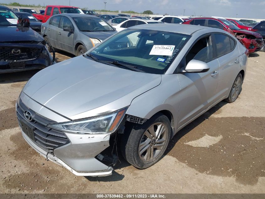 2019 HYUNDAI ELANTRA SEL - 5NPD84LFXKH494469