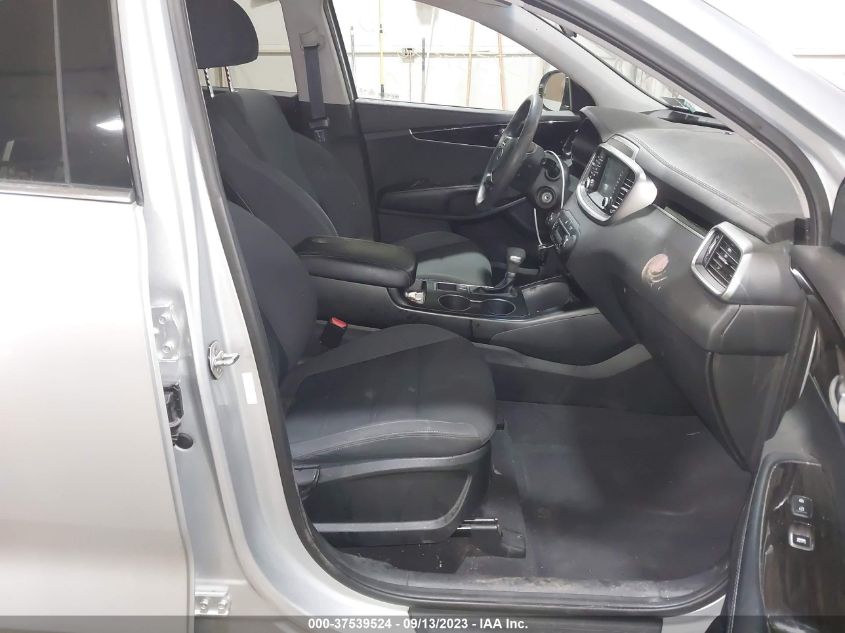 2019 KIA SORENTO LX V6 - 5XYPGDA53KG481337