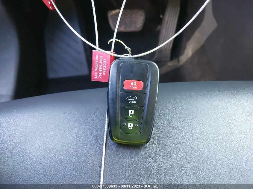 VIN JTMA1RFV9KD003094 2019 TOYOTA RAV4 XLE PREMIUM