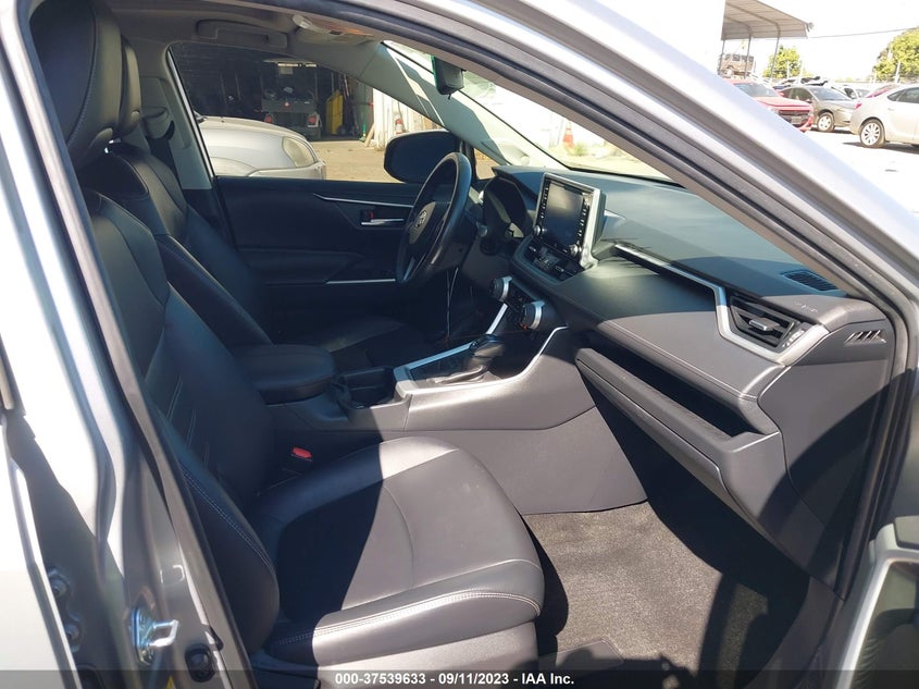 VIN JTMA1RFV9KD003094 2019 TOYOTA RAV4 XLE PREMIUM