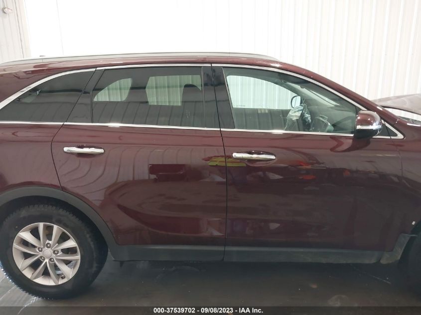 2017 KIA SORENTO LX V6 - 5XYPG4A56HG272019