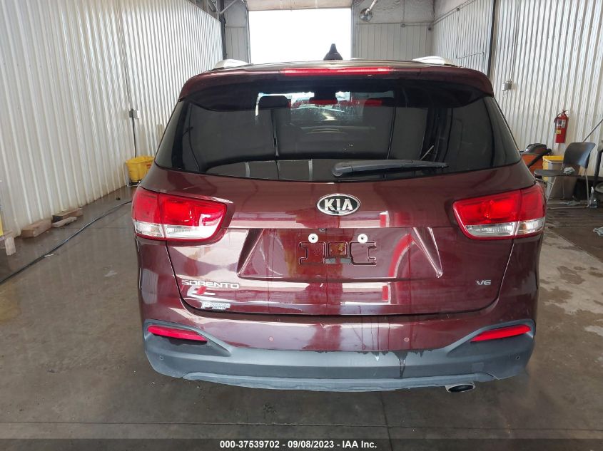 2017 KIA SORENTO LX V6 - 5XYPG4A56HG272019