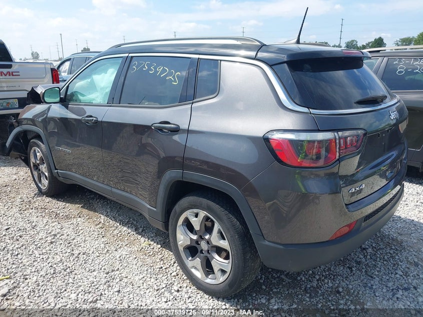 VIN 3C4NJDCB4JT175122 2018 JEEP COMPASS LIMITED