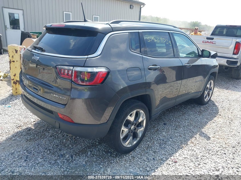 VIN 3C4NJDCB4JT175122 2018 JEEP COMPASS LIMITED
