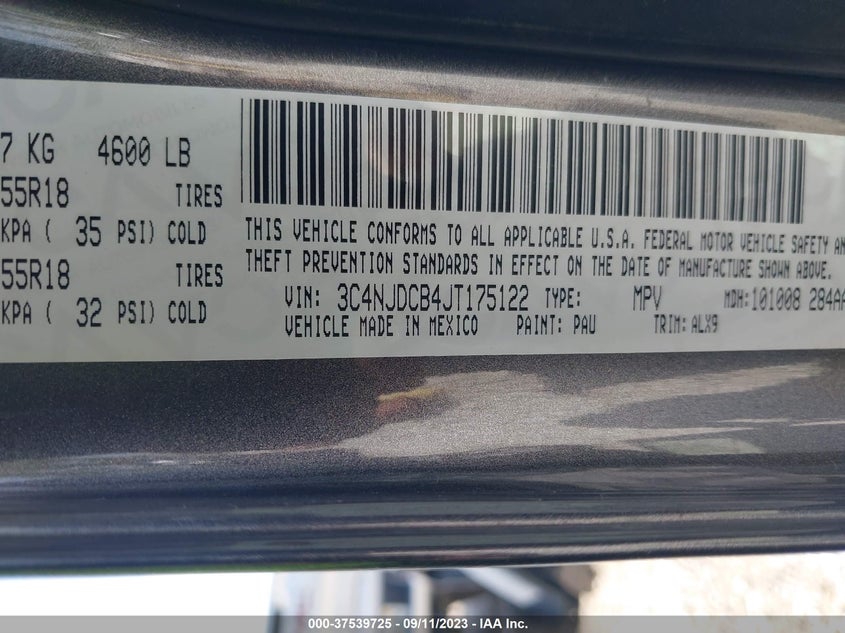 VIN 3C4NJDCB4JT175122 2018 JEEP COMPASS LIMITED