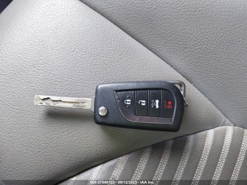 2019 TOYOTA CAMRY LE/SE/XLE/L - 4T1B11HK2KU709831