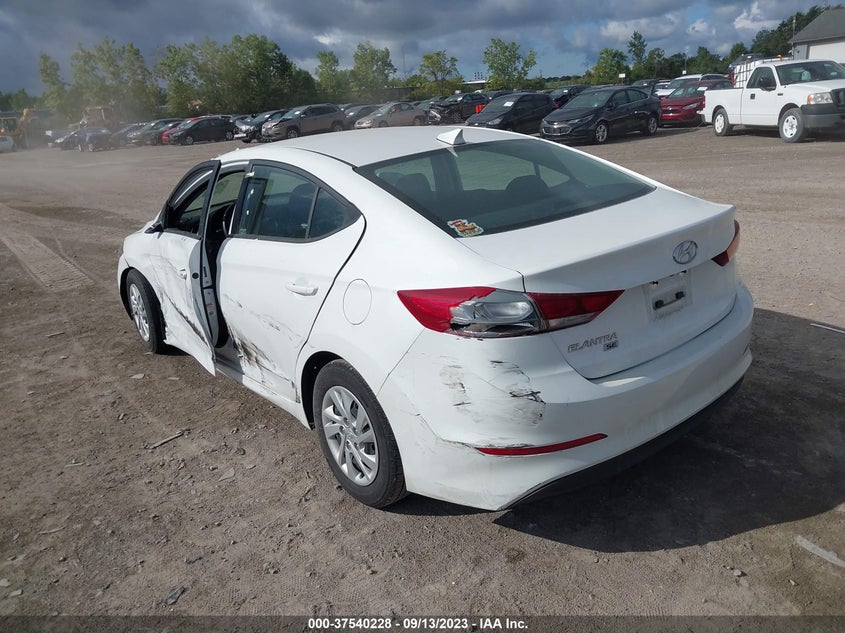 VIN 5NPD74LF4JH396457 2018 HYUNDAI ELANTRA SE