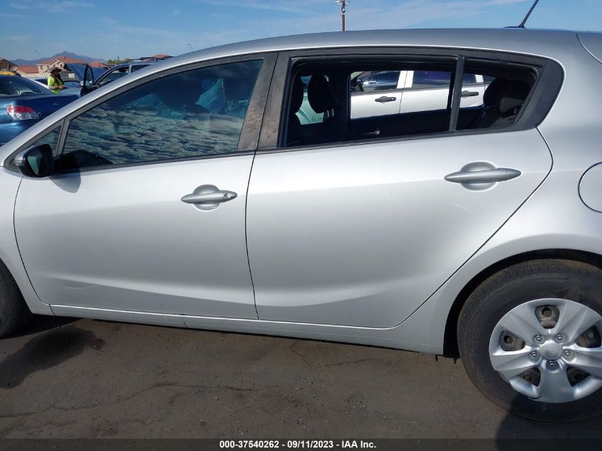 2017 KIA FORTE5 LX - KNAFK5A81H5683098