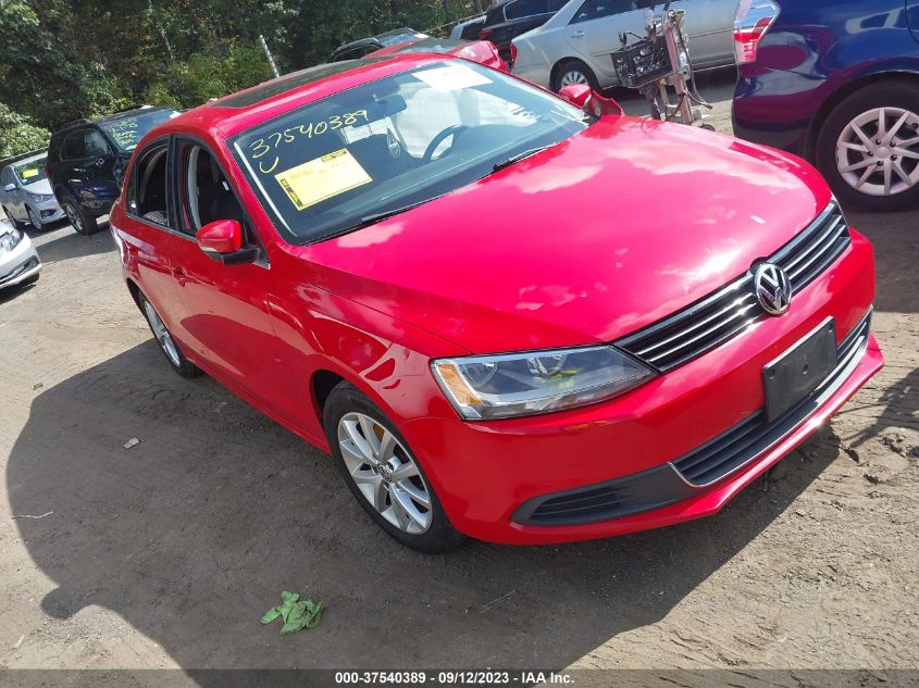 2013 VOLKSWAGEN JETTA SEDAN SE W/CONVENIENCE/SUNROOF - 3VWDP7AJ0DM431905