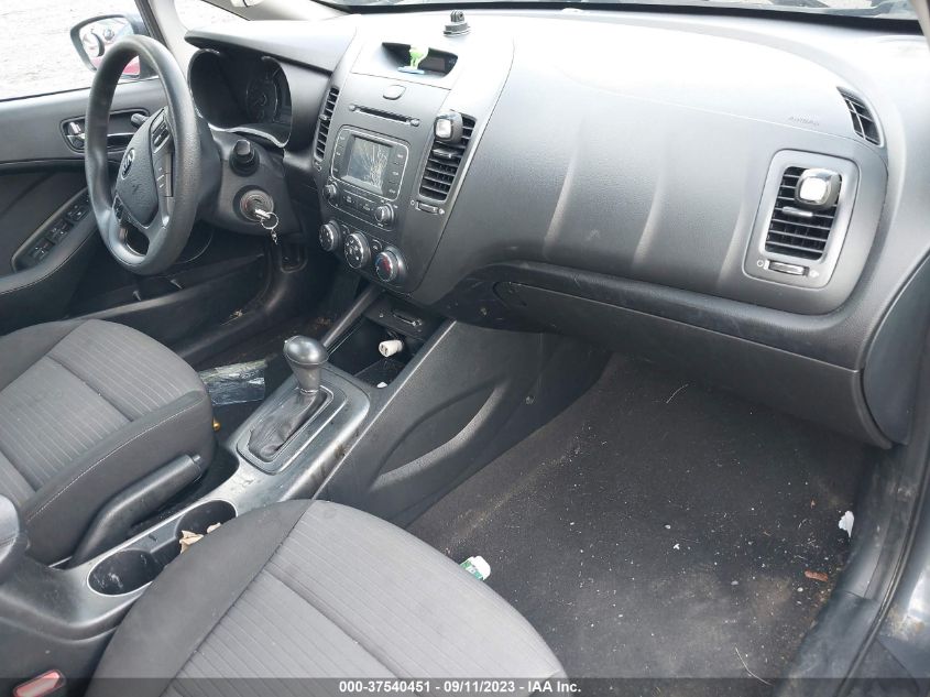 2016 KIA FORTE LX - KNAFX4A68G5605930