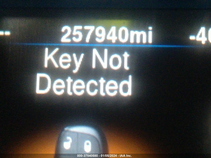 2013 CHRYSLER 300 - 2C3CCABG9DH576745