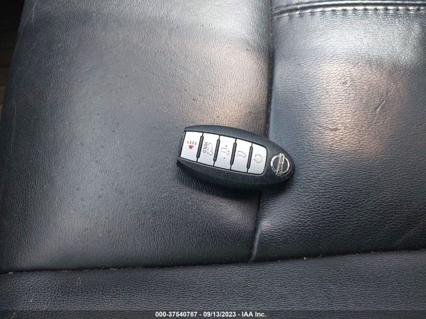 2014 NISSAN PATHFINDER SL - 5N1AR2MM4EC679923