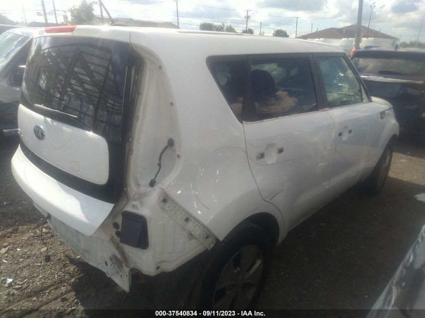 2014 KIA SOUL BASE - KNDJN2A26E7747134