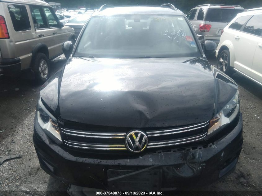 2017 VOLKSWAGEN TIGUAN - WVGBV7AX8HK034889