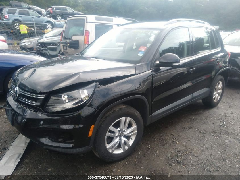 2017 VOLKSWAGEN TIGUAN - WVGBV7AX8HK034889