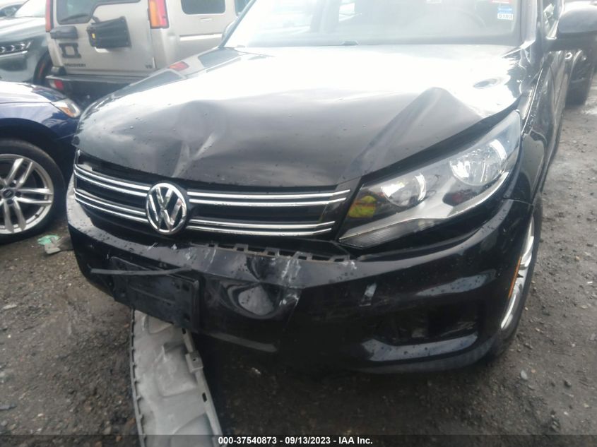 2017 VOLKSWAGEN TIGUAN - WVGBV7AX8HK034889