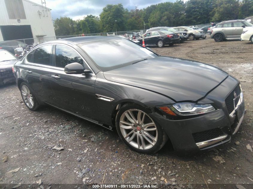 2016 JAGUAR XF 35T PRESTIGE - SAJBK4BV4GCY22152